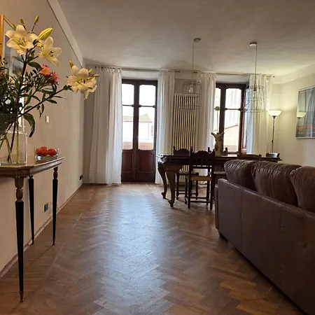 Casa Piazza Del Campanon