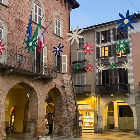 Casa Piazza Del Campanon Lägenhet Nizza Monferrato